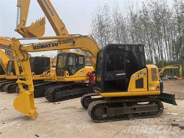 Komatsu PC60-8 حفارات زحافة