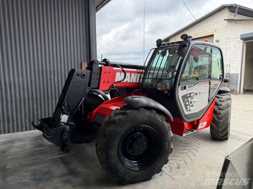 Manitou MT 932 مناولات متداخلة