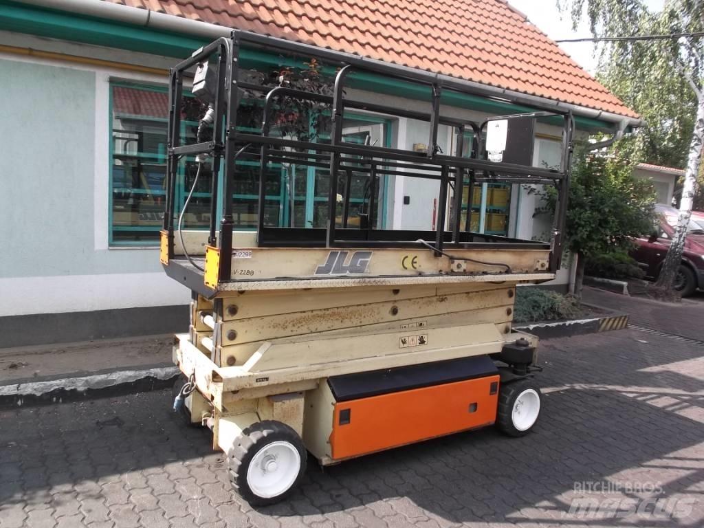 JLG 2646E      V-2288 رافعات السارية الرأسية