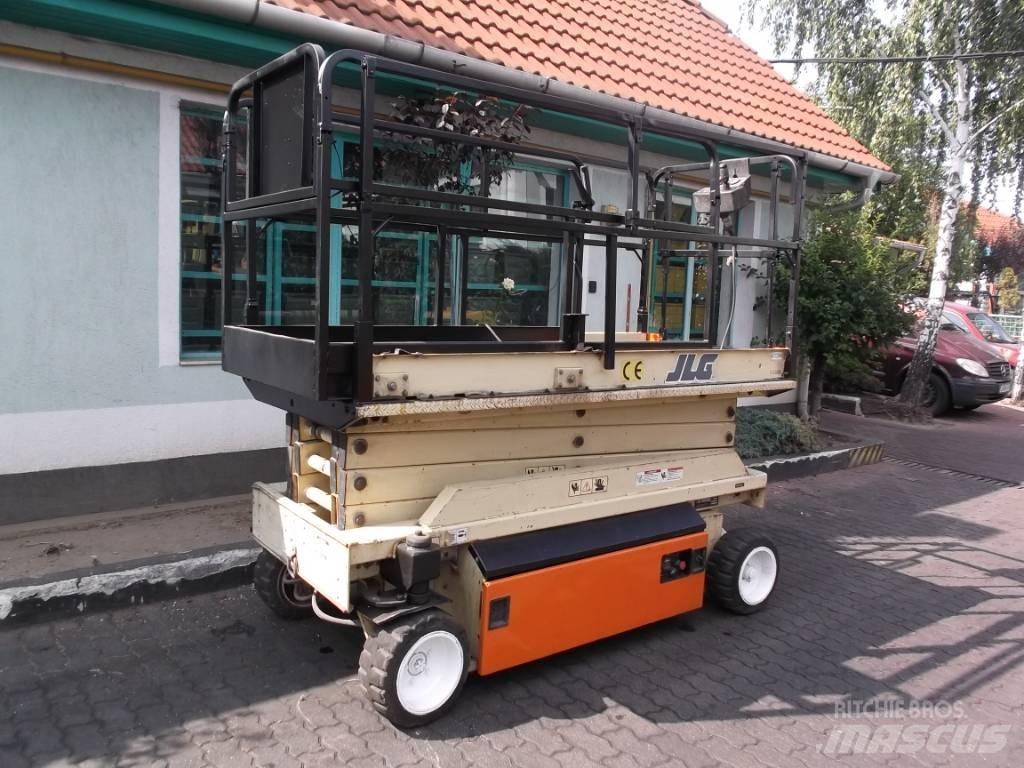 JLG 2646E      V-2288 رافعات السارية الرأسية