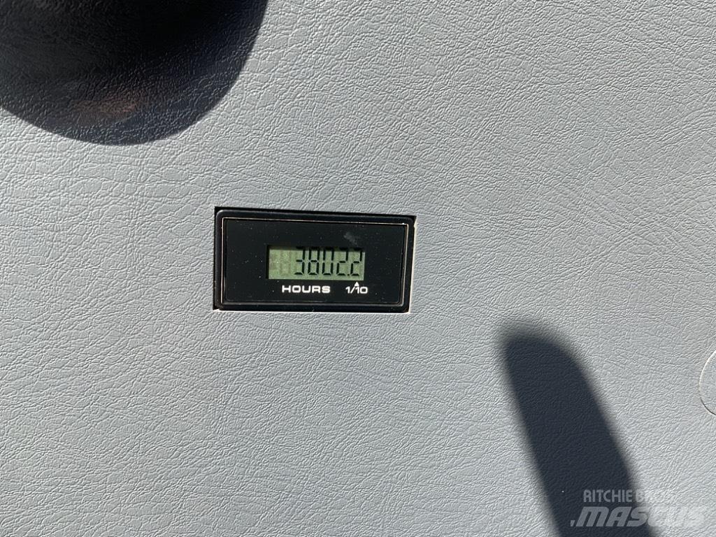 Hyundai HX145A LCR حفارات خاصة