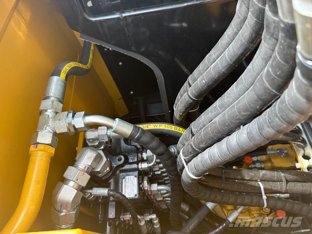 Sany SY75C حفارات زحافة