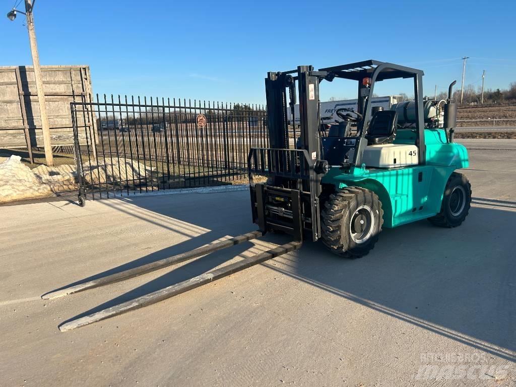 Rippa 4.5 Ton شاحنات الطرق الوعرة