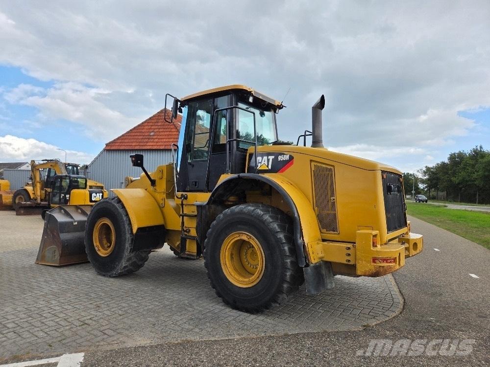 CAT 950 H لوادر بعجل