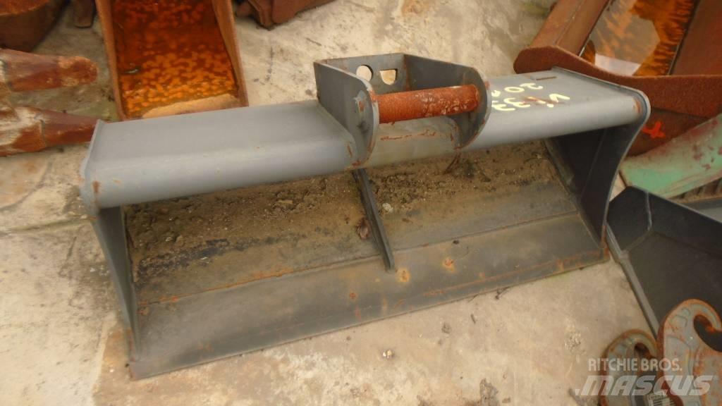 Yanmar Vio 33 U حفارات صغيرة أقل من 7 طن (حفارات صغيرة)