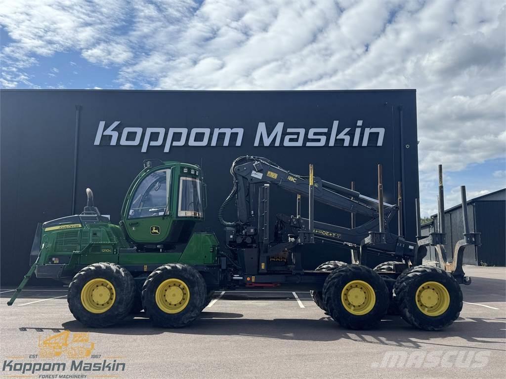 John Deere 1210G شاحنات