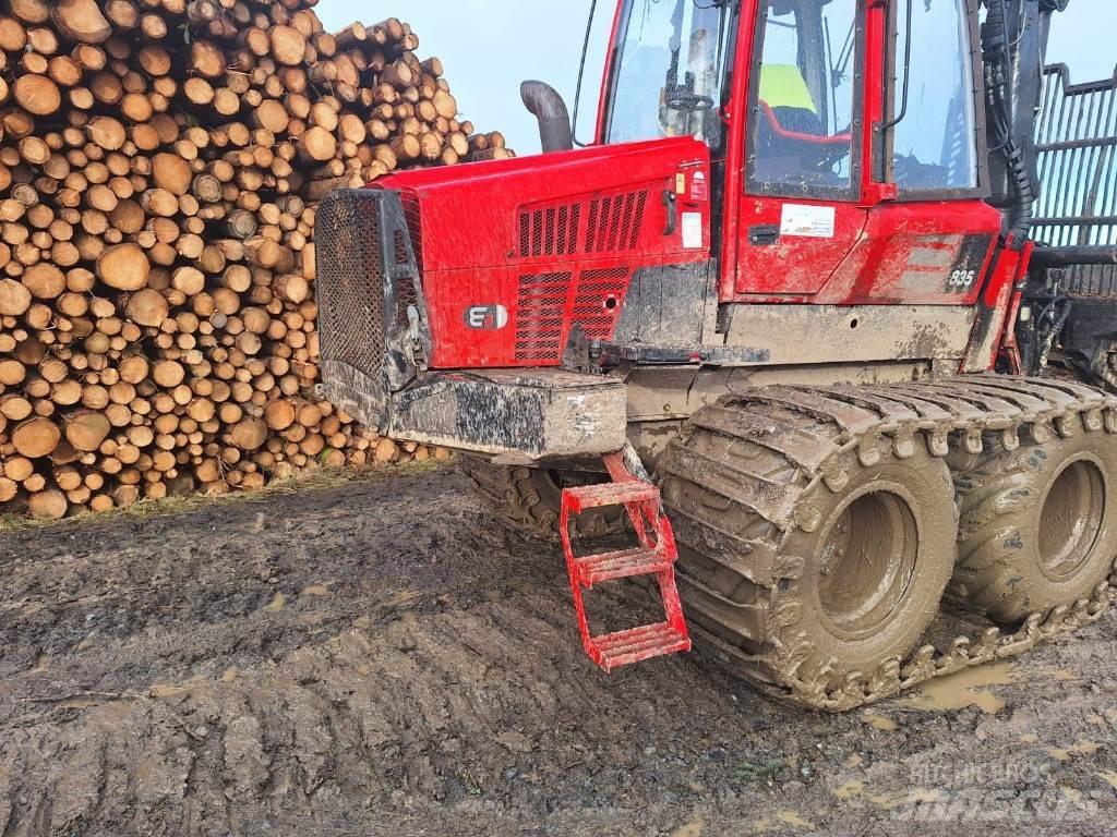 Komatsu 835 شاحنات