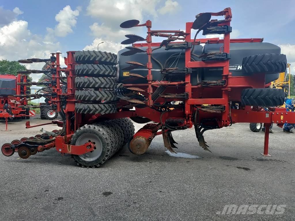 Horsch Focus 6 TD مثاقيب