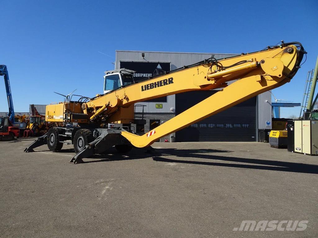 Liebherr A934CHD مناولات المخلفات / مناولات صناعية