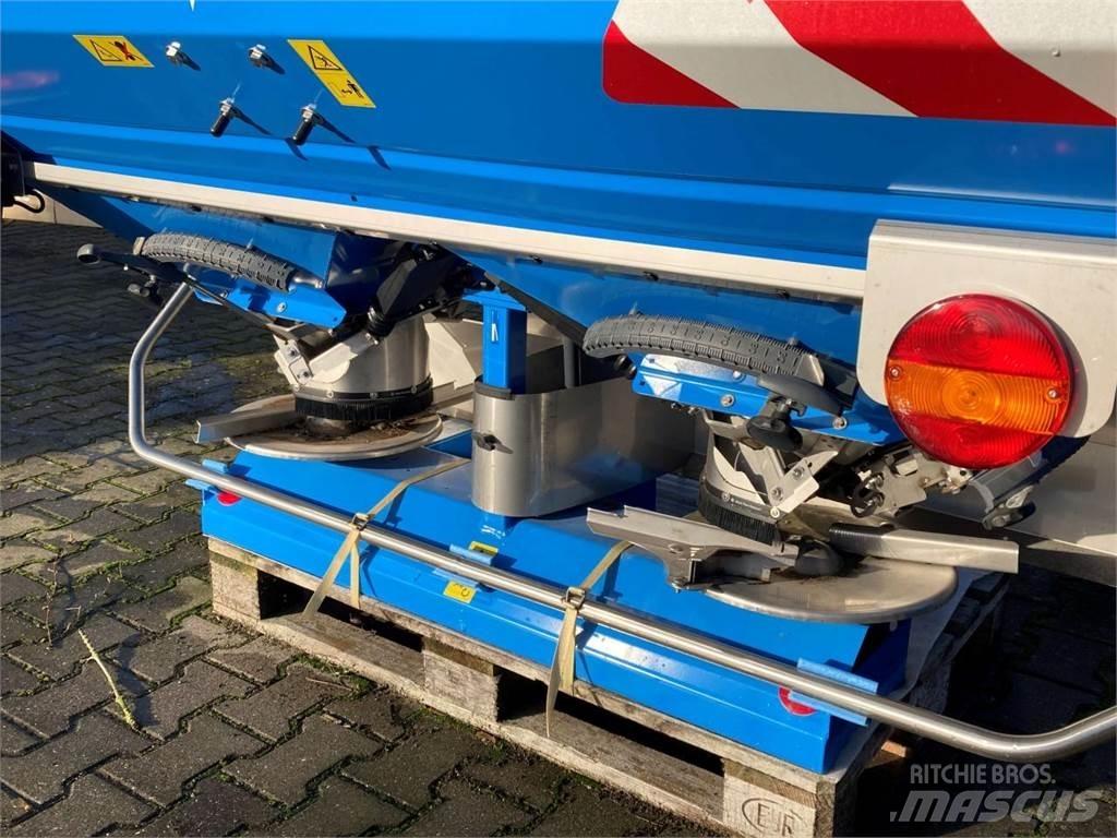 Lemken Spica 8/900 معدات فرد المواد المعدنية