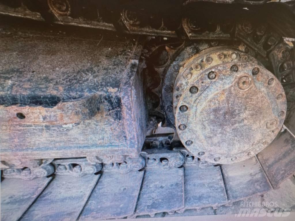 CAT 320 GC 07B حفارات زحافة
