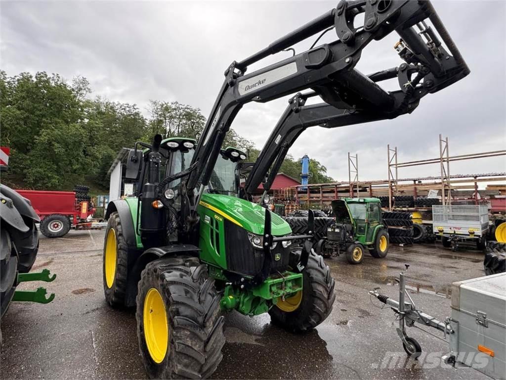 John Deere 6100M الجرارات