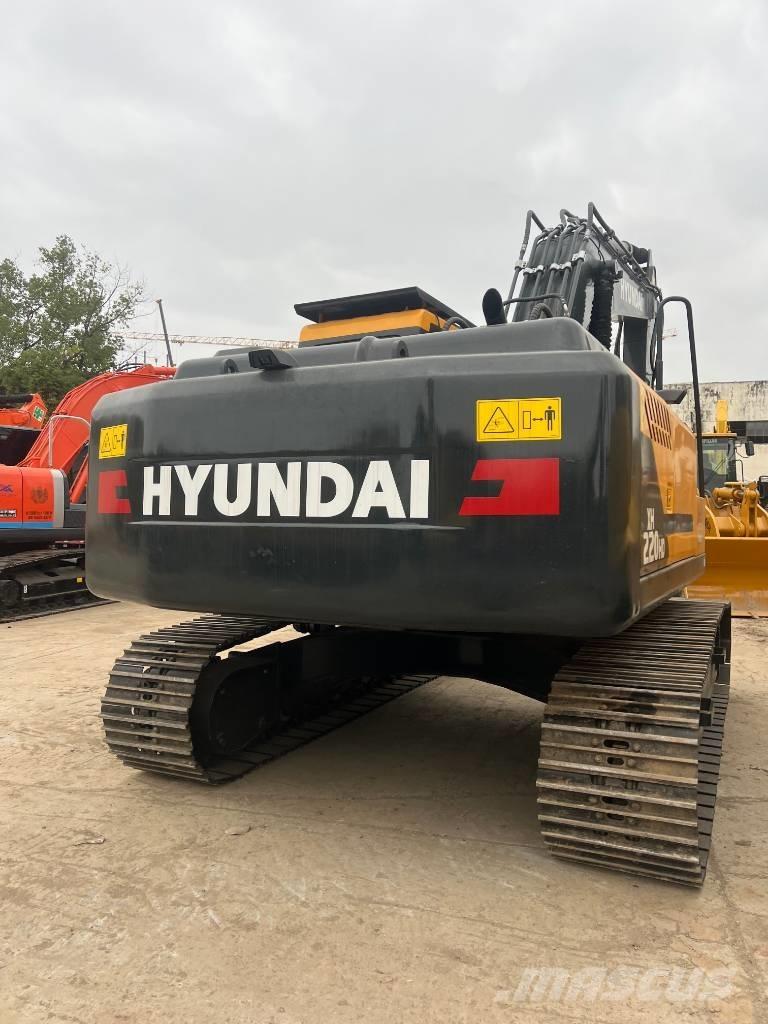 Hyundai HX 220-HD حفارات زحافة