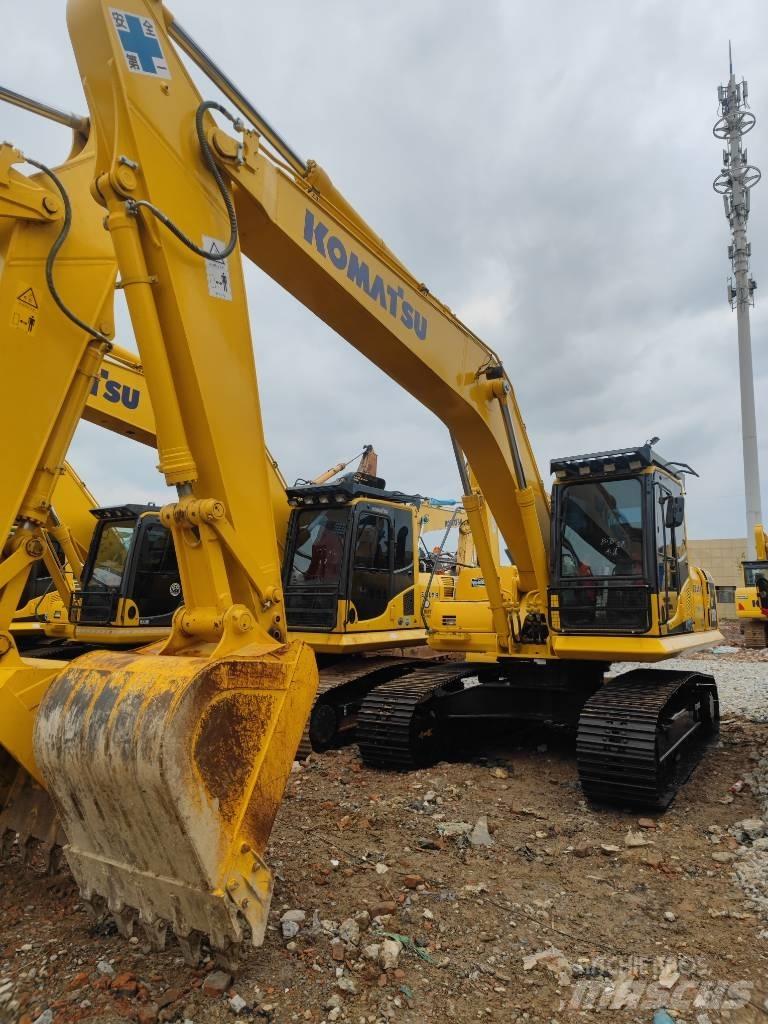 Komatsu PC 200-8 حفارات زحافة