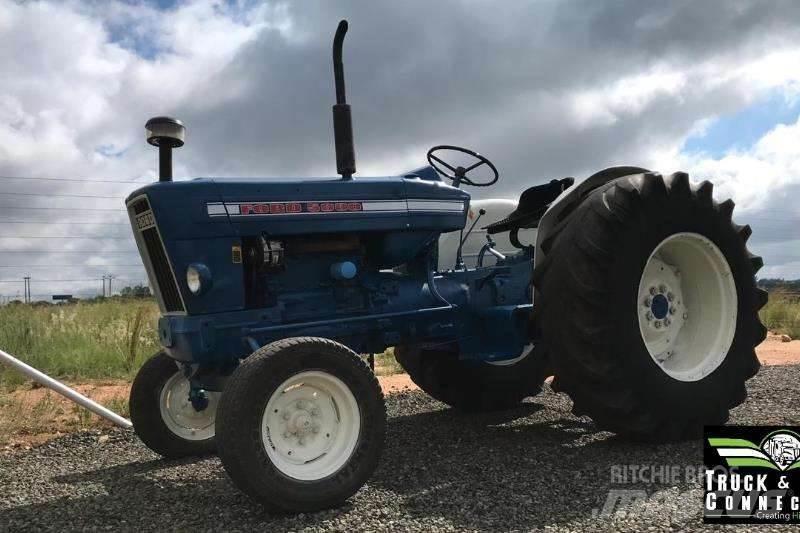Ford 500 Tractor الجرارات