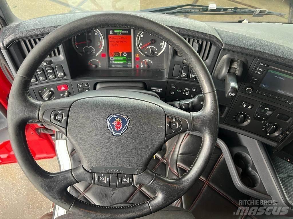 Scania R580 8x4 وحدات الجر