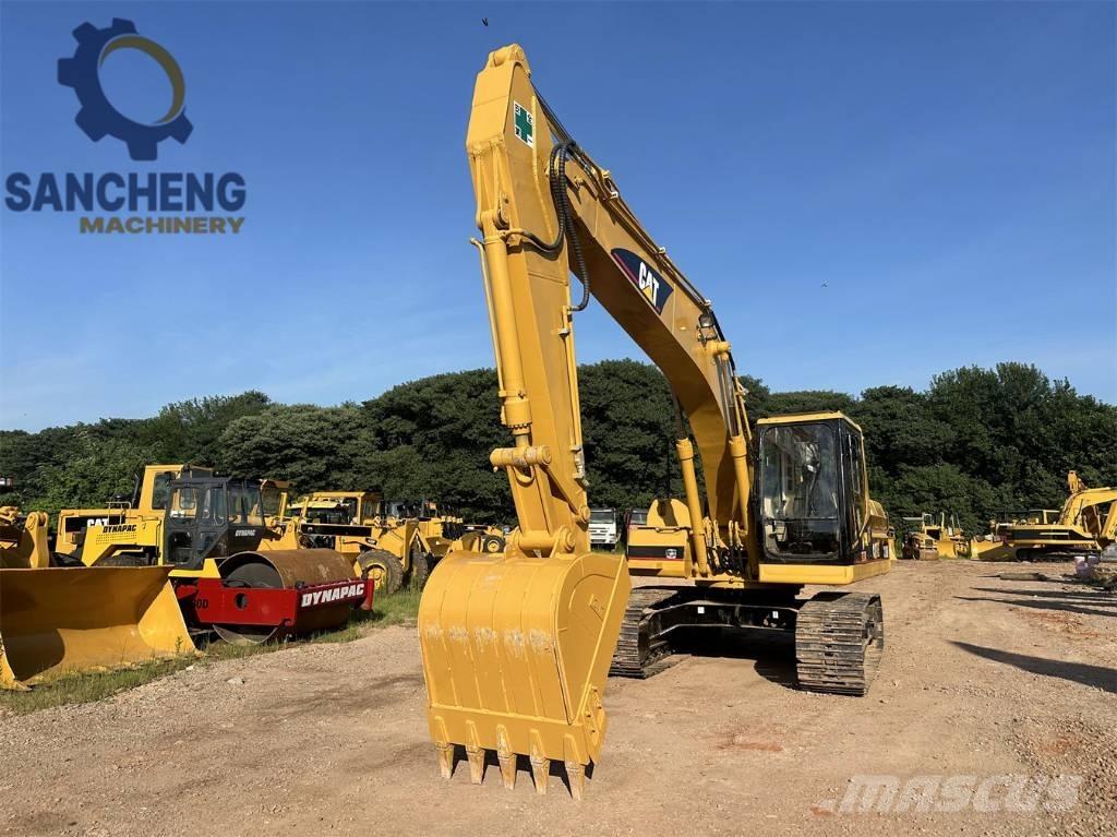 CAT 320 B L حفارات زحافة