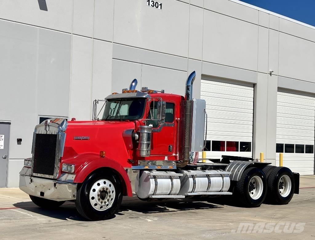 Kenworth W 900 وحدات الجر