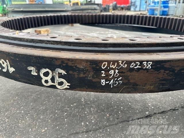 O&K RH 16 أجهزة نقل