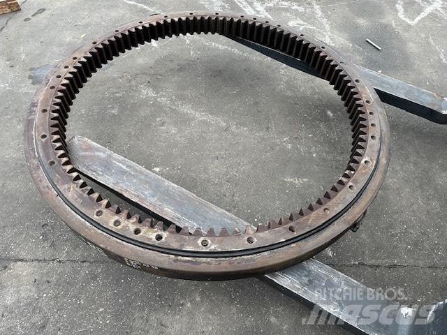 O&K RH 16 أجهزة نقل