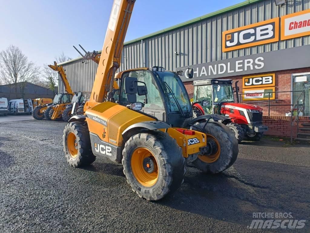 JCB 542-70 Agri Xtra معدات مناولة لأغراض الزراعة