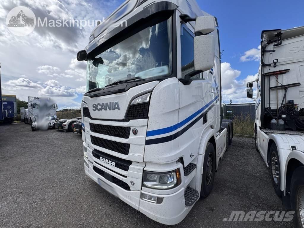 Scania R 520 وحدات الجر