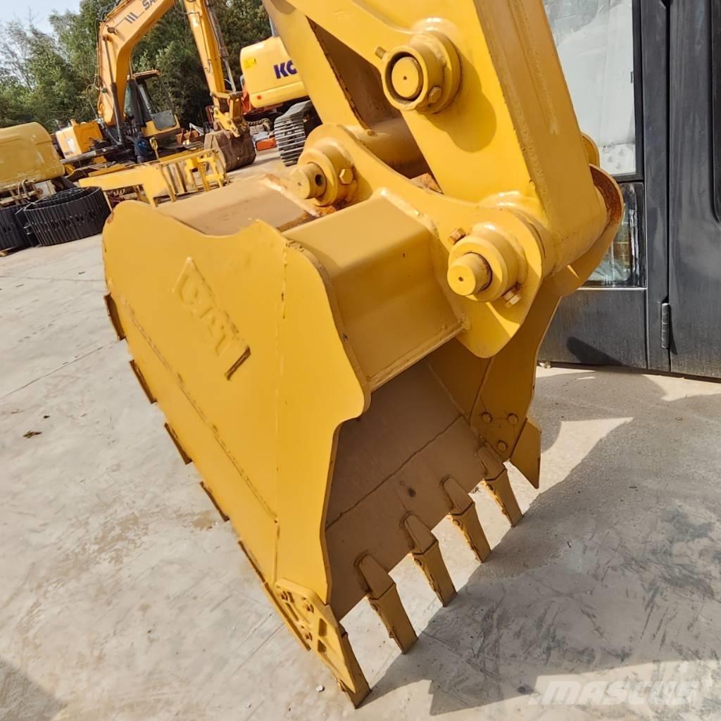 CAT 308 D حفارات وسط 7 طن - 12 طن