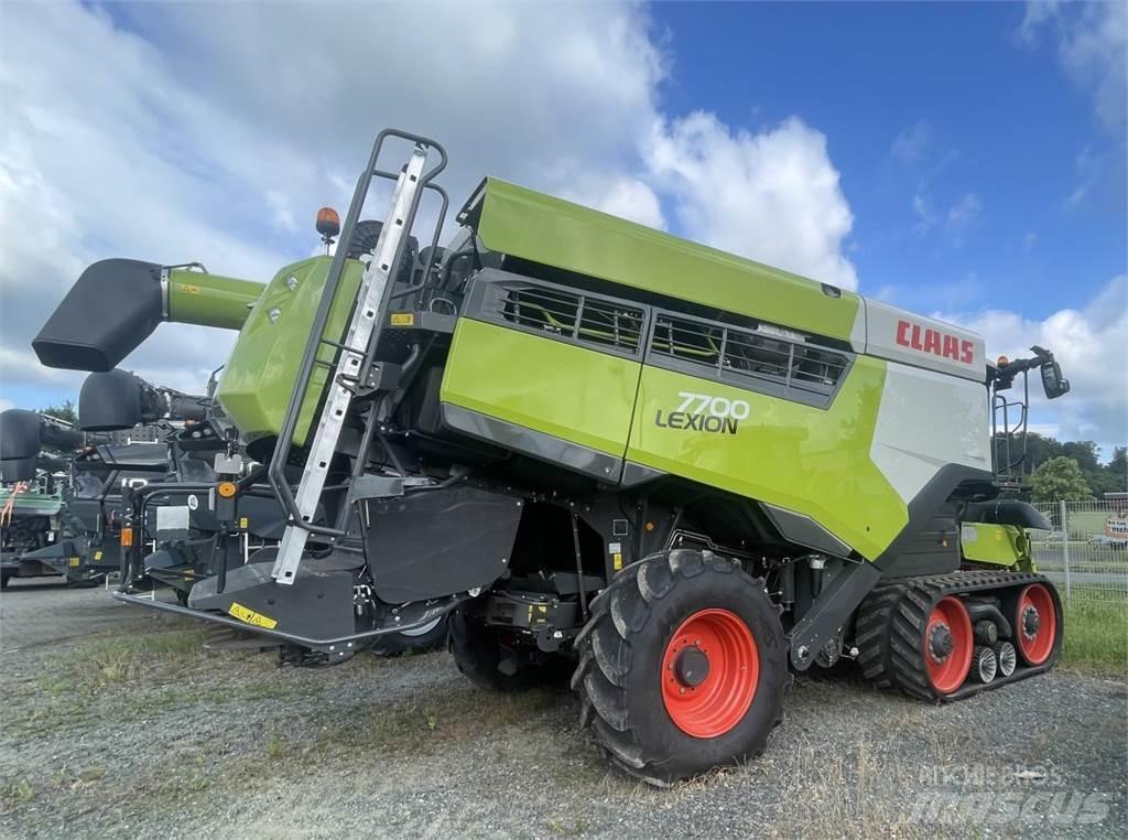 CLAAS 7700 TT حصادات