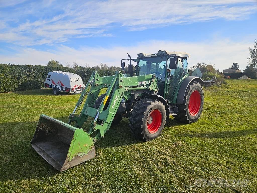 Fendt 211 Vario الجرارات