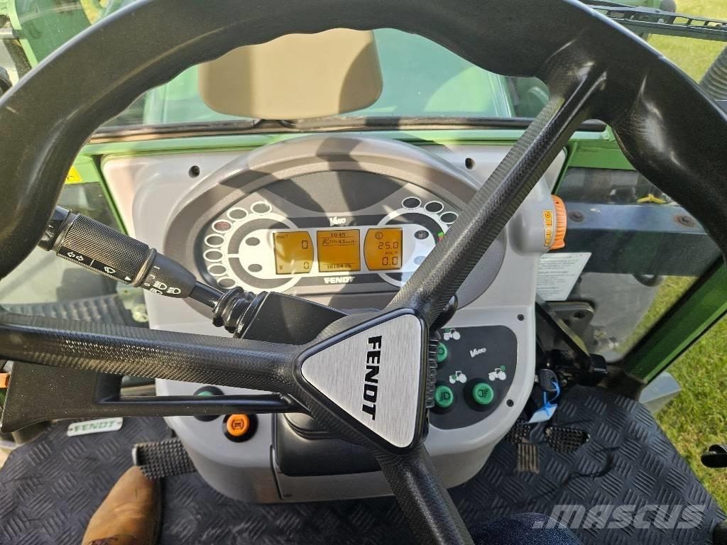 Fendt 211 Vario الجرارات