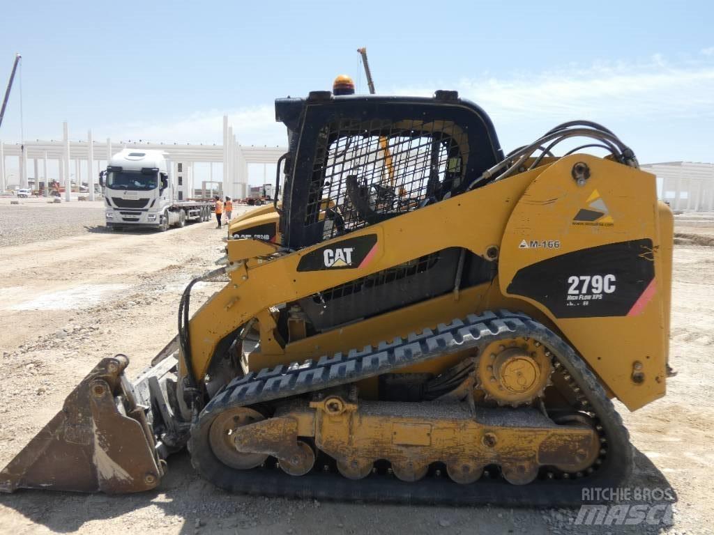 CAT 279 C لوادر انزلاقية التوجيه