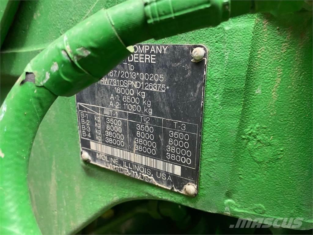 John Deere 7R 310 الجرارات