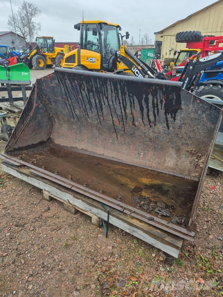 Skopa stora BM ملحقات أمامية للوادر