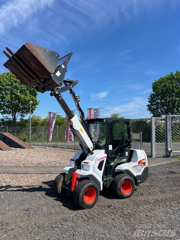Bobcat L 28 مناولات متداخلة