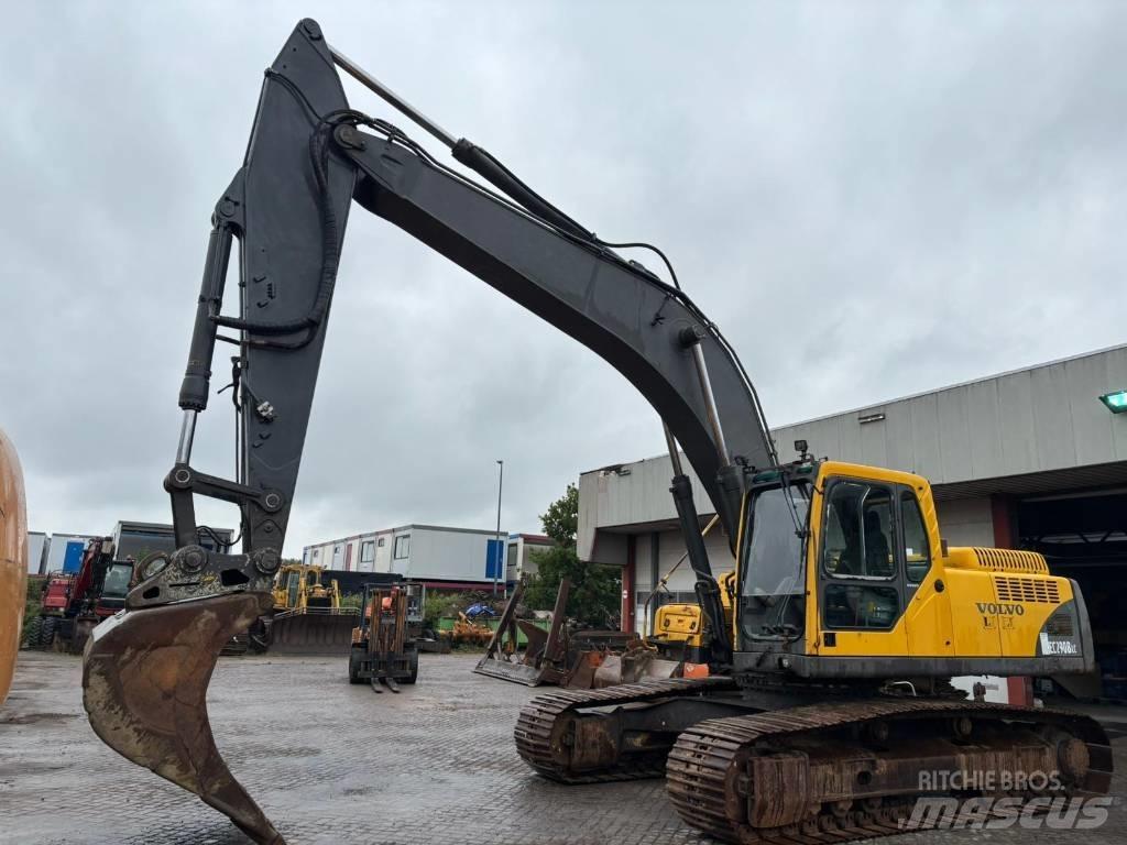 Hyundai 290BLC حفارات زحافة