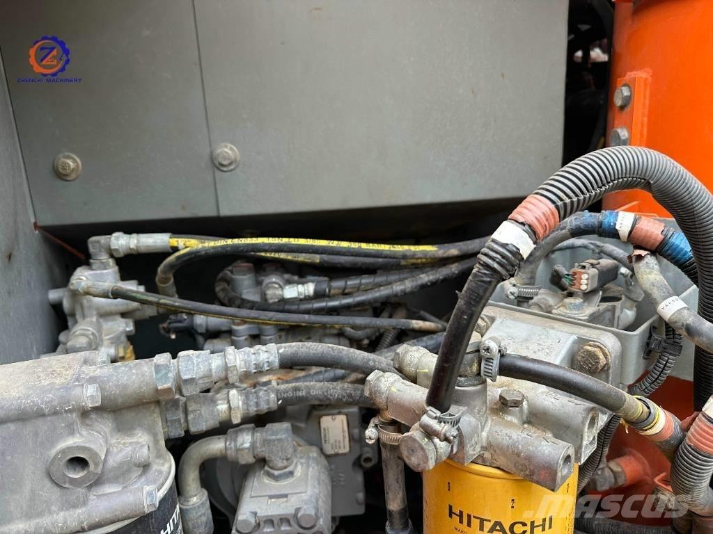 Hitachi ZX 130-5A حفارات وسط 7 طن - 12 طن