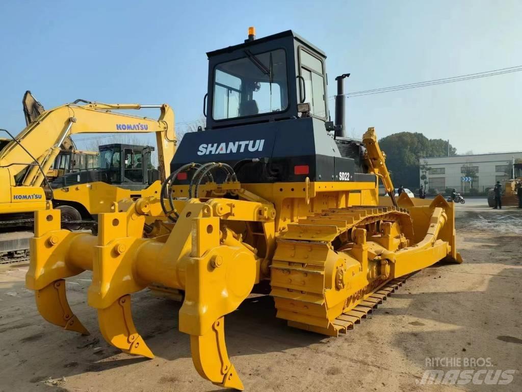 Shantui sd22 بلدوزرات مجنزرة