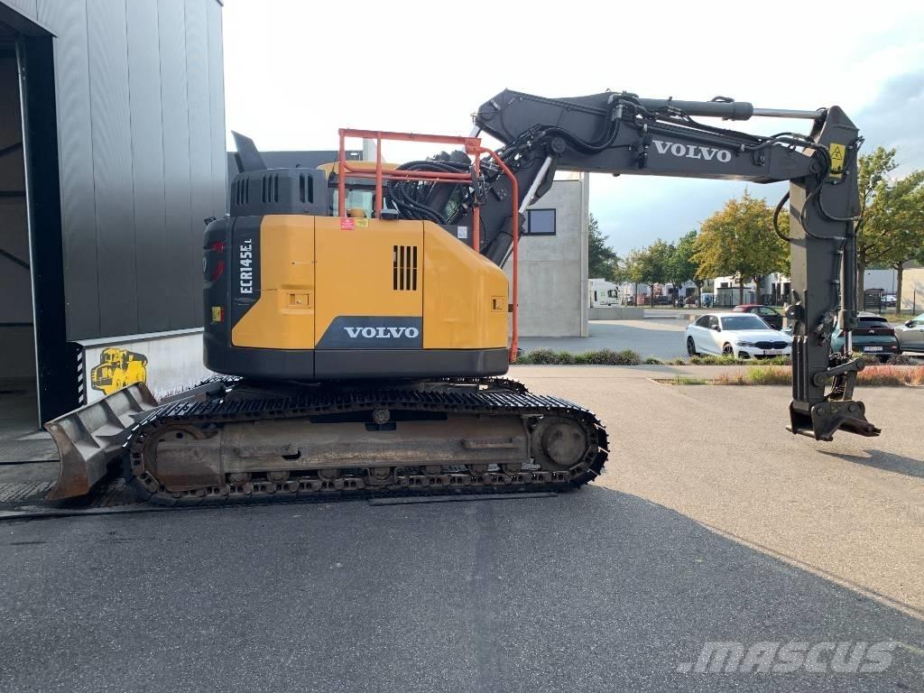 Volvo ECR 145 E حفارات زحافة