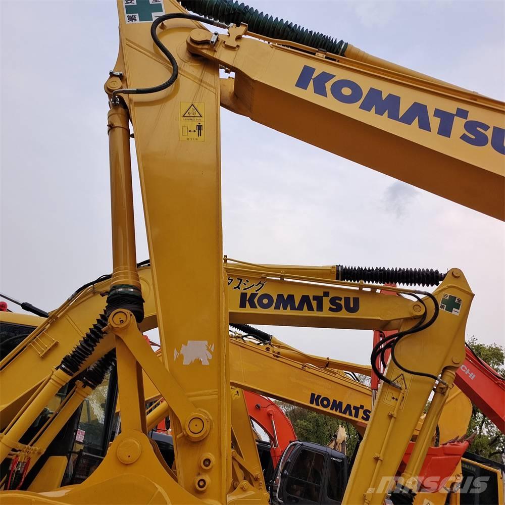 Komatsu PC 200-8 حفارات زحافة
