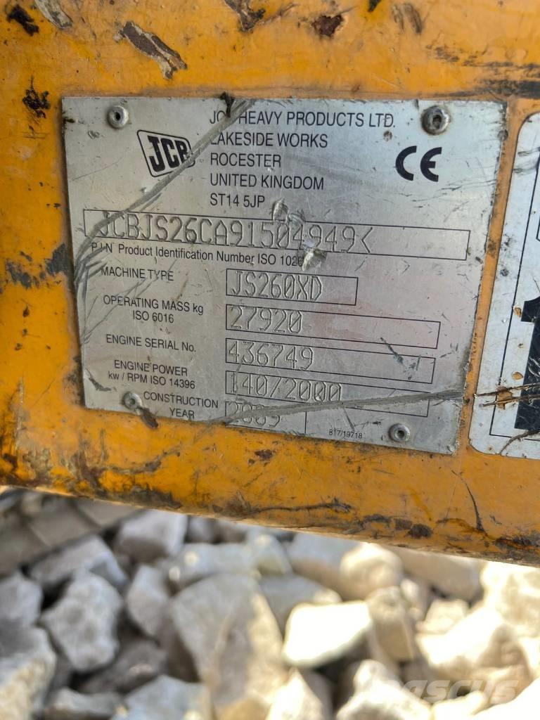 JCB JS 260 XD المسارات والسلاسل والهيكل السفلي