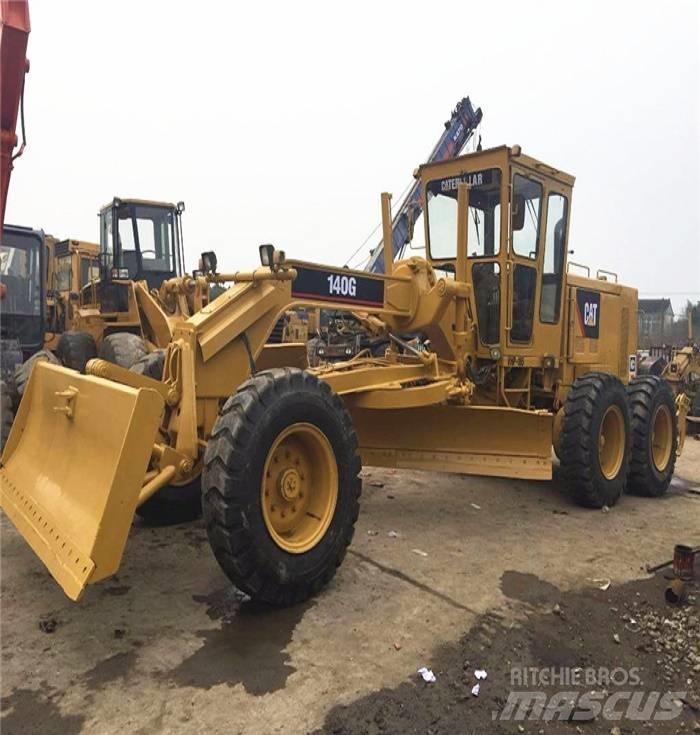 CAT 140 G معدات تمهيد الطرق