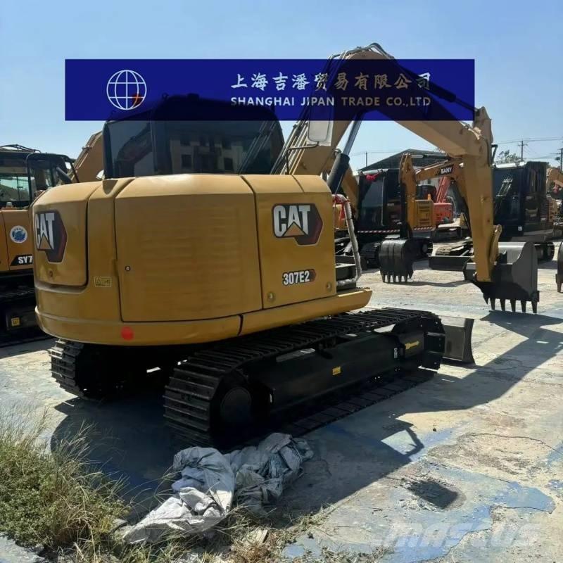 CAT 307 حفارات زحافة