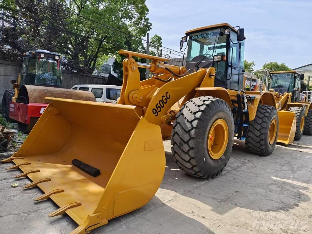 CAT 950 GC لوادر بعجل