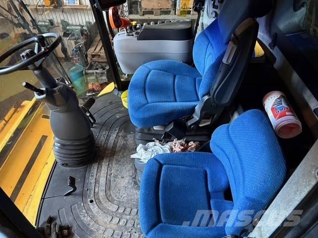 New Holland CX 8080 حصادات