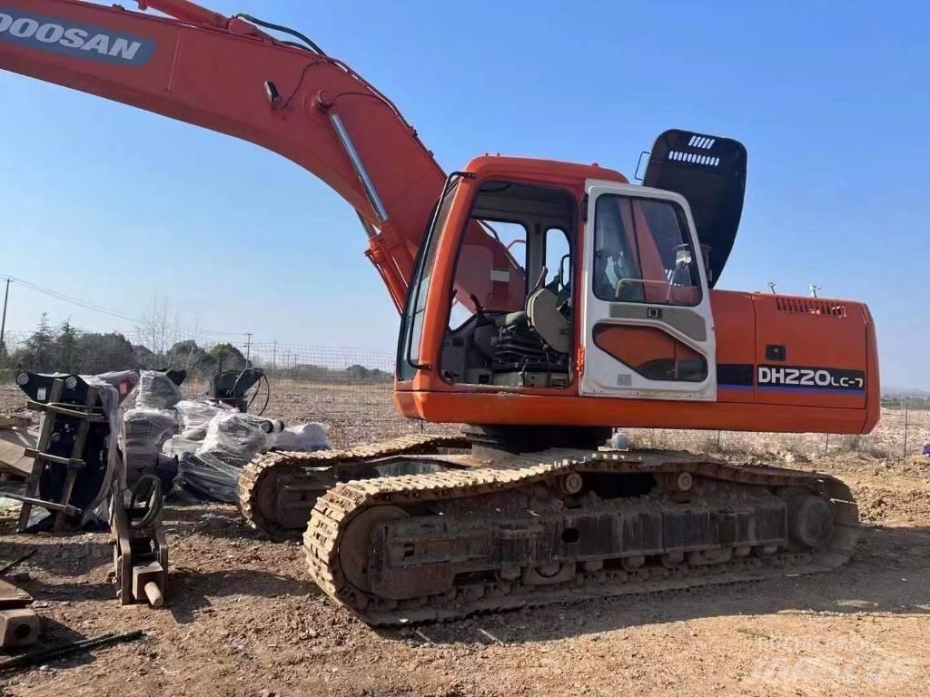 Doosan DH 150 LC-7 حفارات زحافة