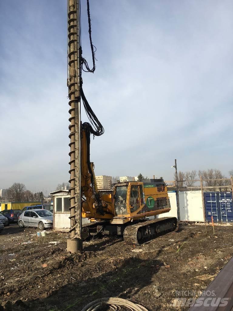Bauer RTG 16 T دقاقات خوازيق هزازة