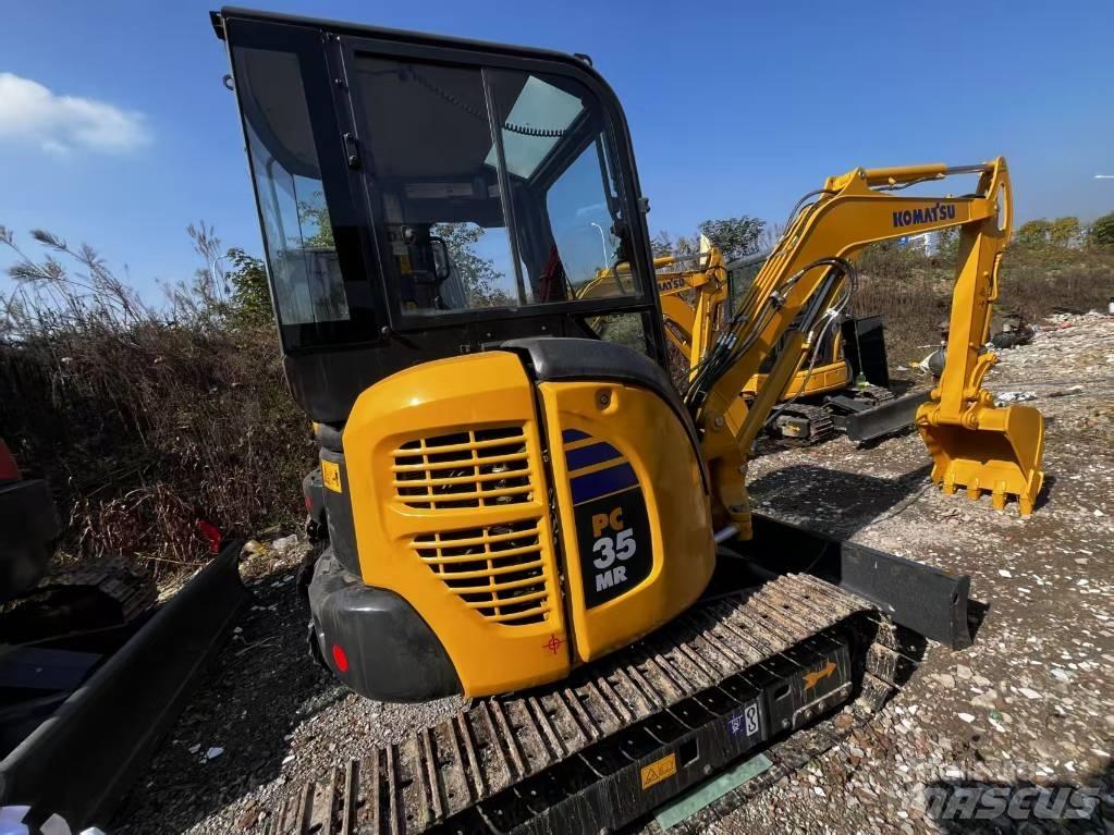 Komatsu PC 35 MR حفارات صغيرة أقل من 7 طن (حفارات صغيرة)