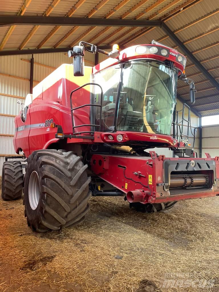 Case IH 8010 حصادات