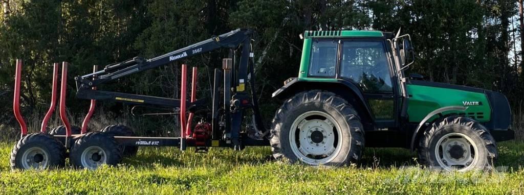 Valtra 6300 الجرارات