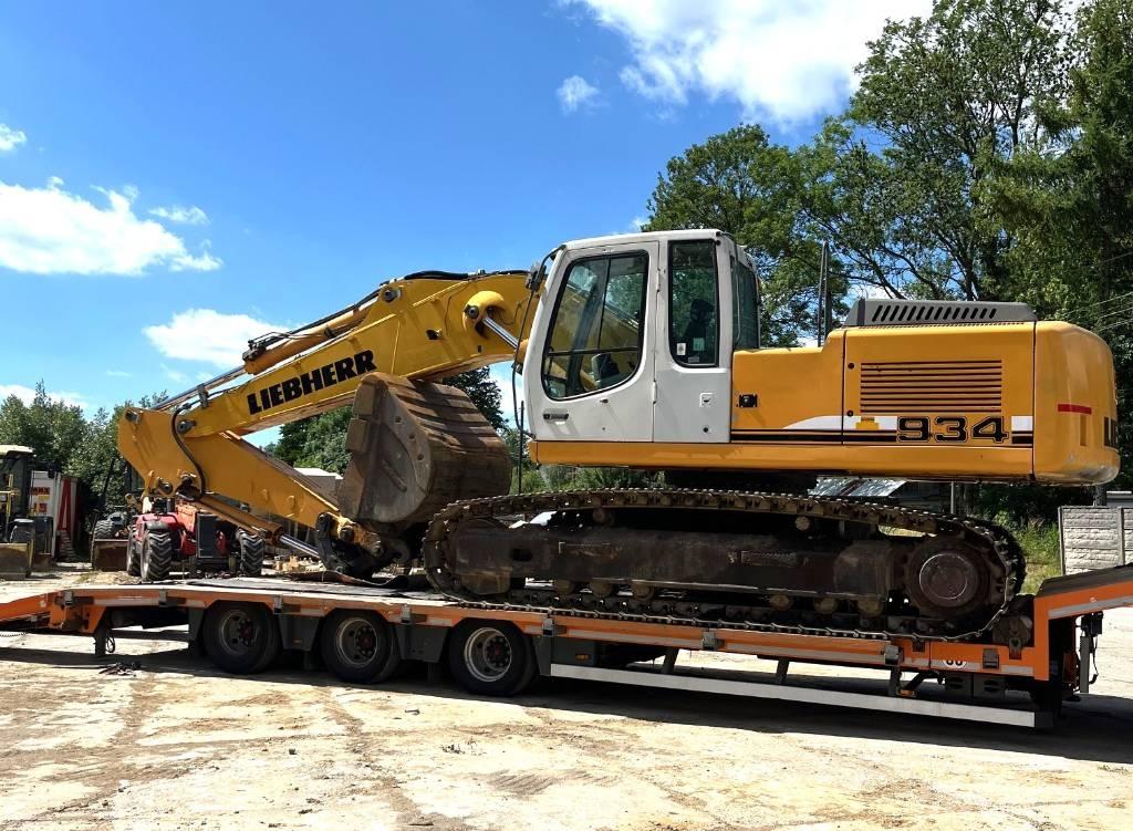 Liebherr 934 C HDSL حفارات زحافة